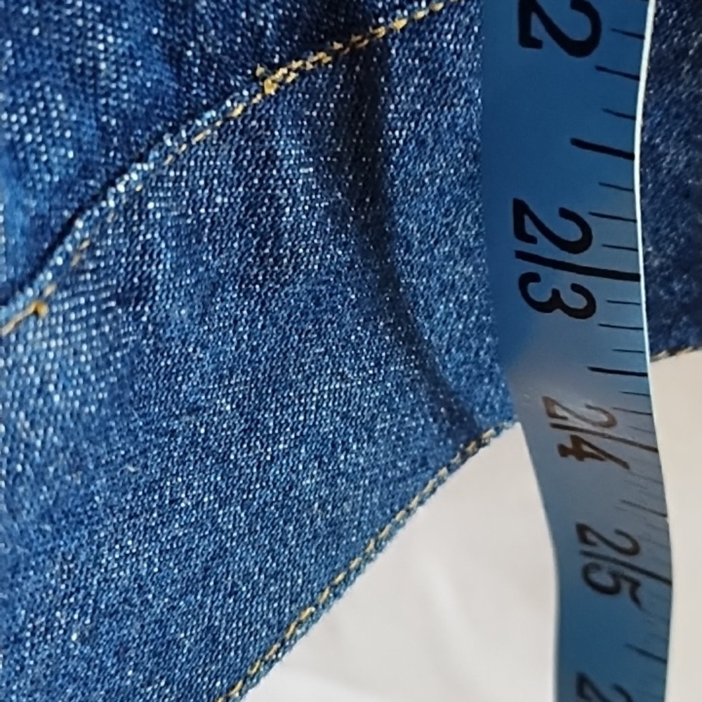 Coldwater Creek denim jacket with floral stitching. Size L - Picture 7 of 7